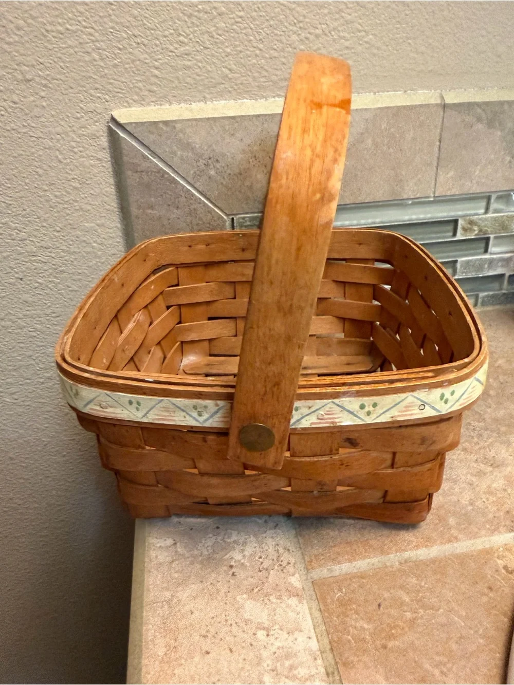 RARE VTG 1990 LONGABERGER Painted Trim Berry Basket Signed Summer Bale Handle